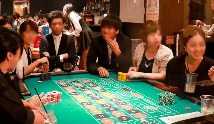 ポーカー＆カジノバー ゼウス 北新地店